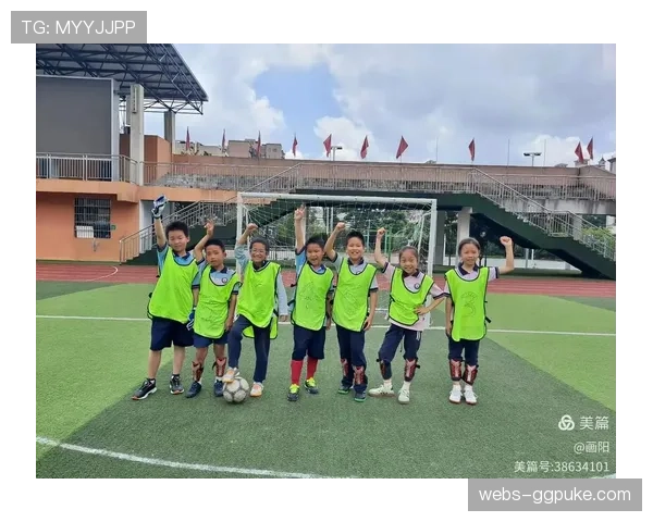 西甲联盟与教育部推出“足球与数学”公益课程，进入百所小学